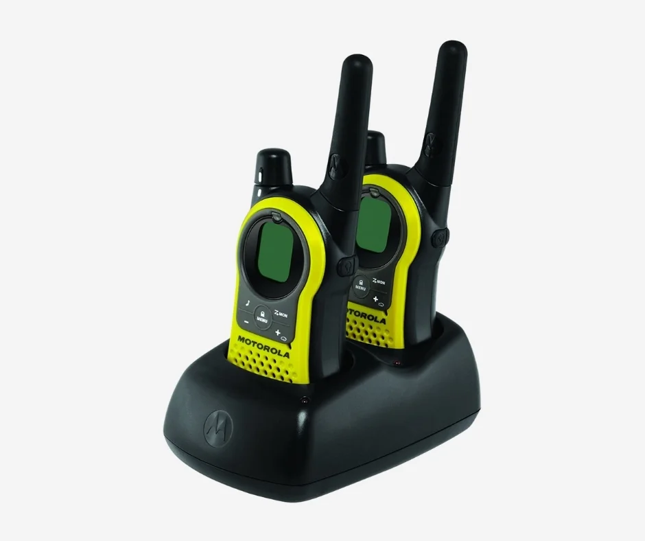 How to Use motorola walkie talkie