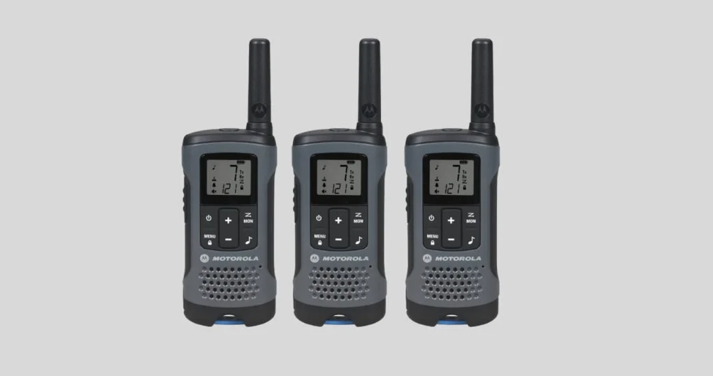  11. MOTOROLA T200