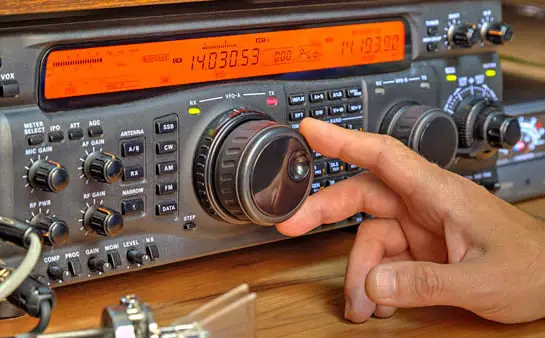 How do ham radios work