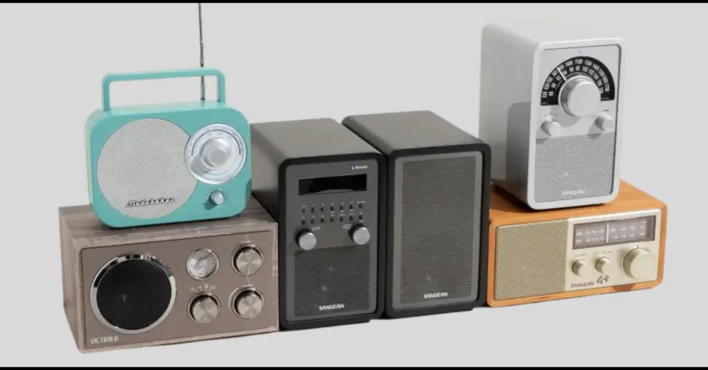 How Do AM Radios Work? (January 2024)